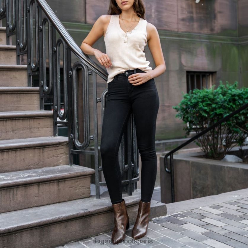 chaussures FX48NR415 femmes imprimé serpent chocolat Thursday Boots lune