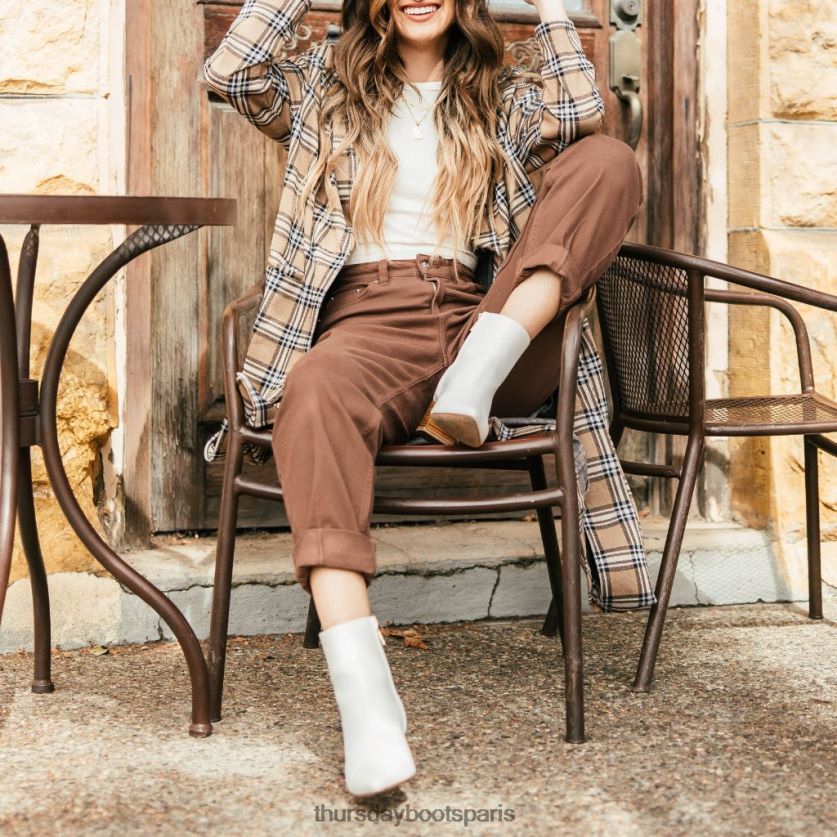 chaussures FX48NR417 femmes écru Thursday Boots lune